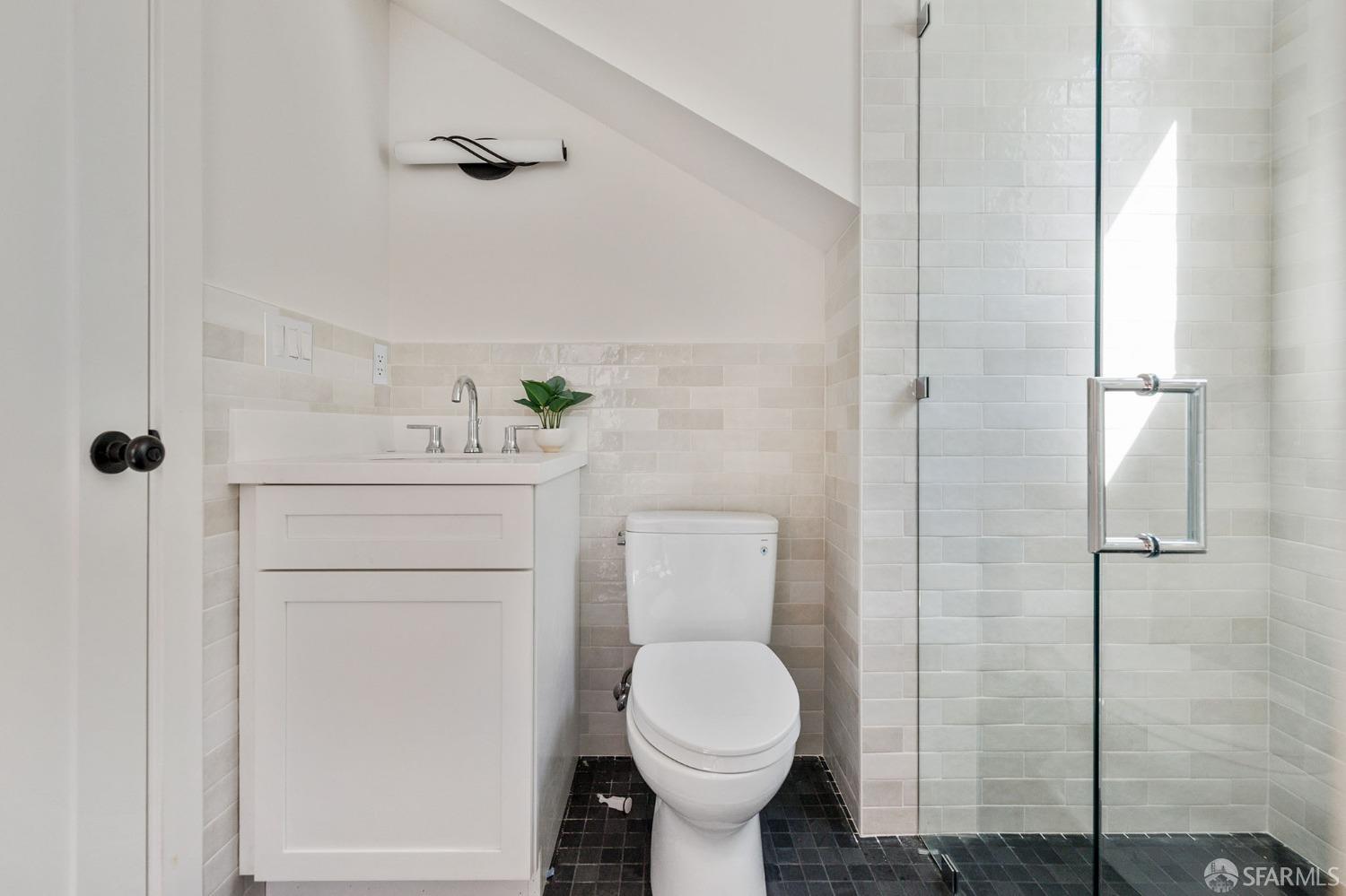 3036 Fulton Street Unit: 3