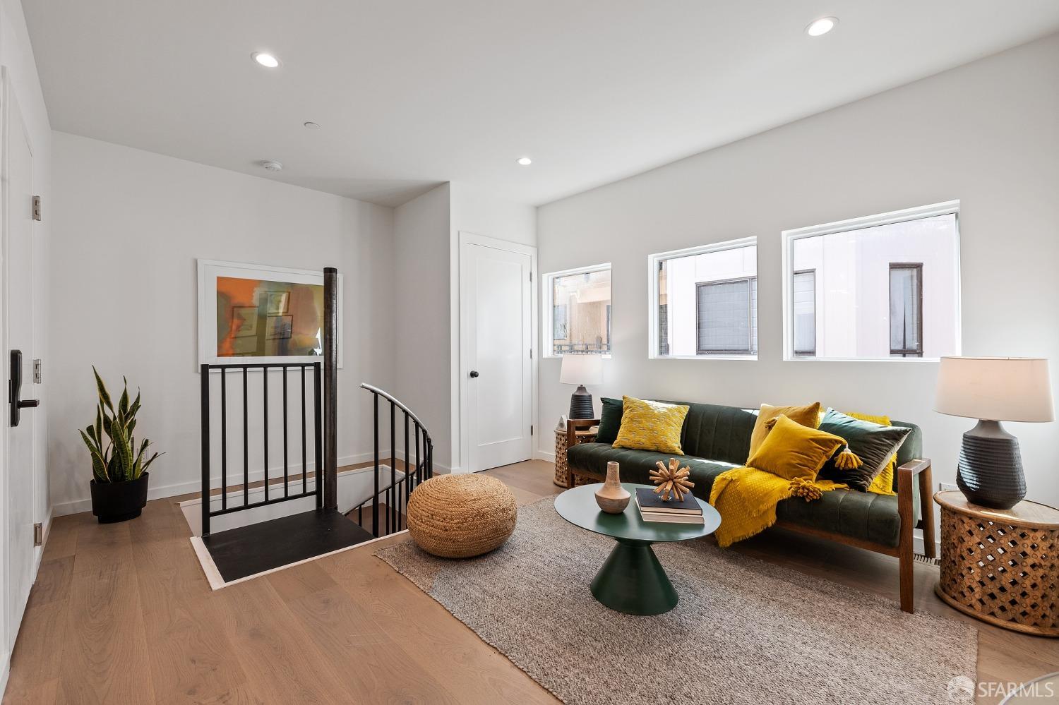 3036 Fulton Street Unit: 2