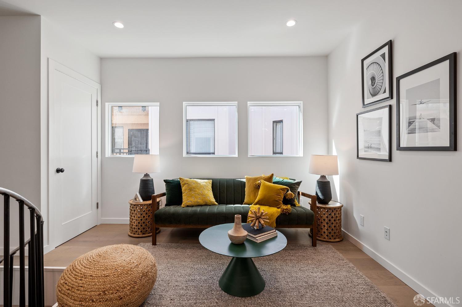 3036 Fulton Street Unit: 2