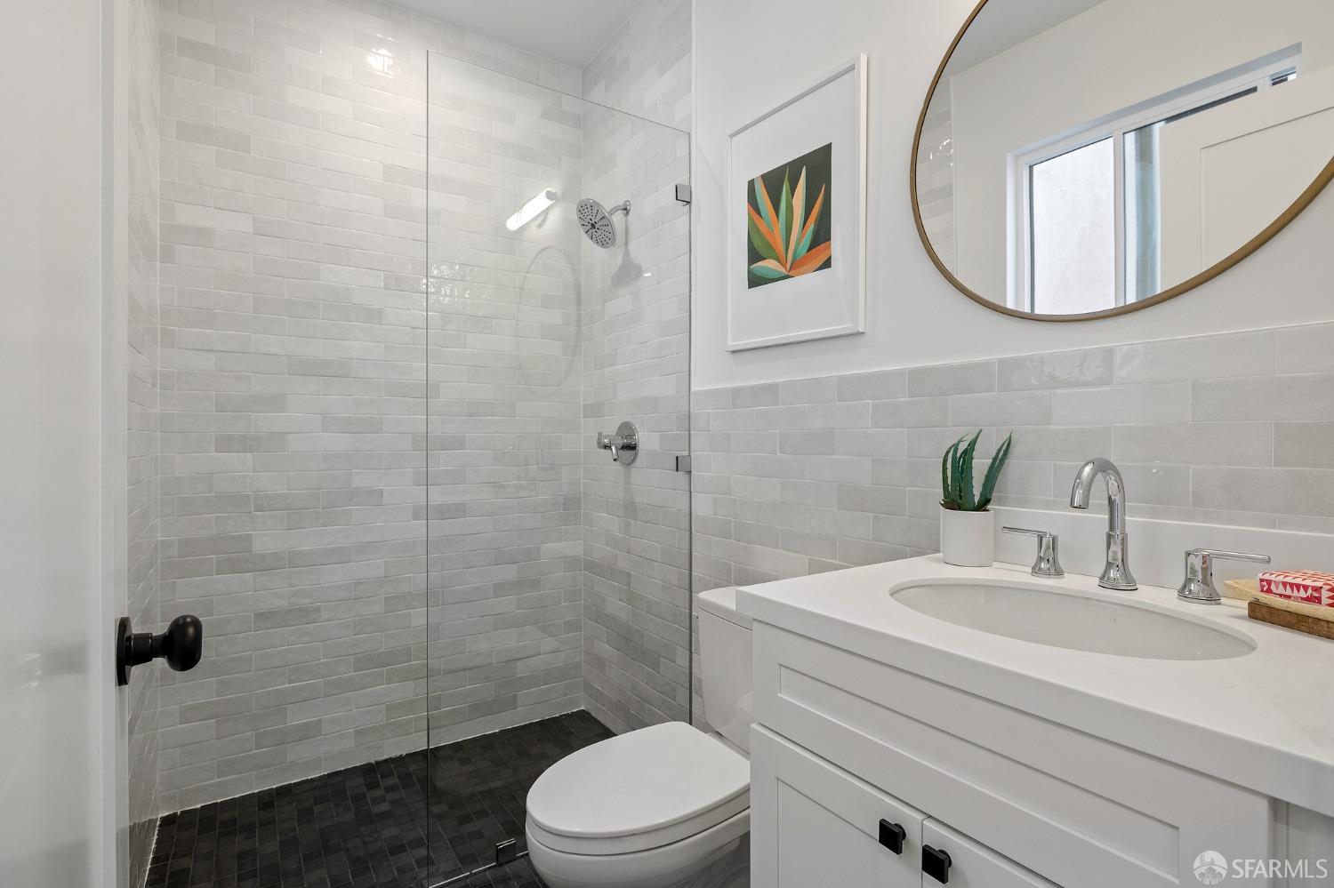 3036 Fulton Street Unit: 2