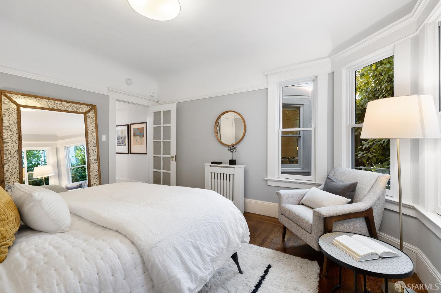 1855 Sacramento Street Unit: 11