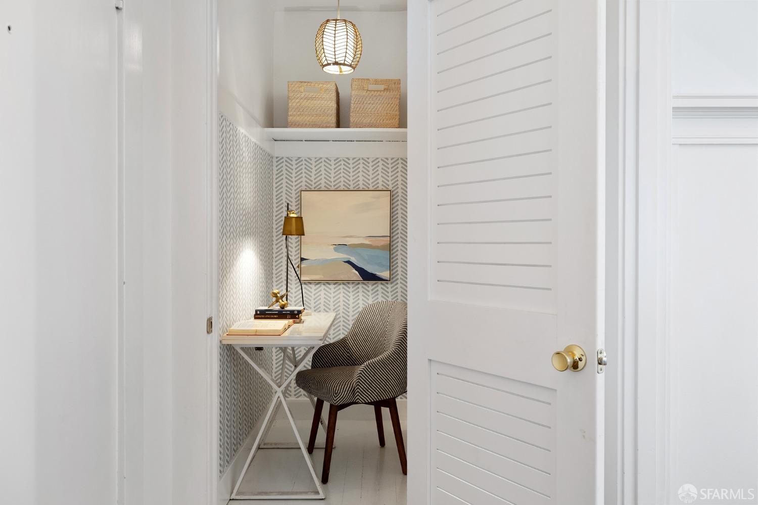 1855 Sacramento Street Unit: 11