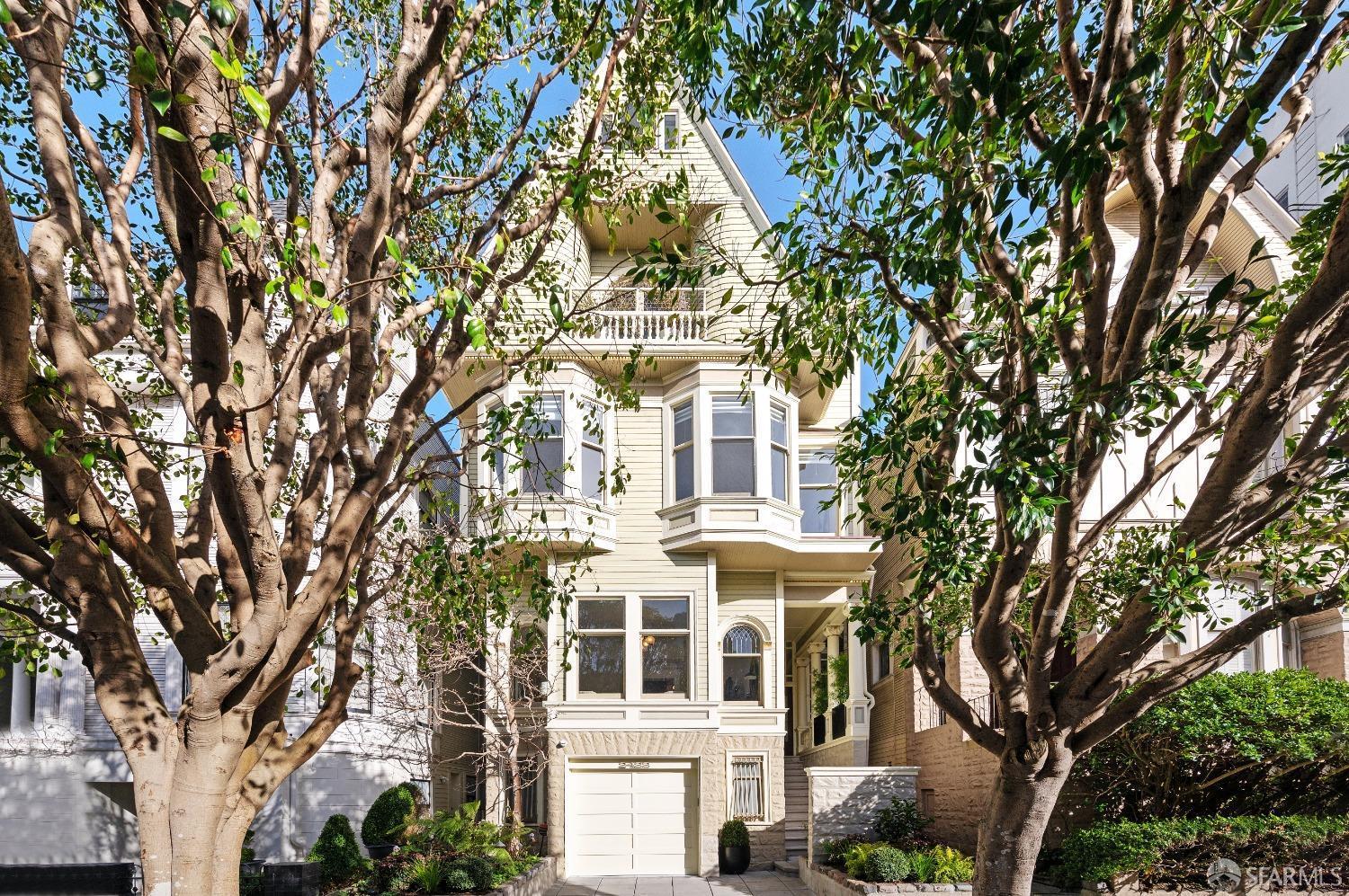 2422 Buchanan Street