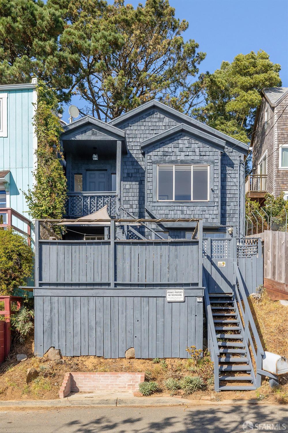 9 Powhattan Avenue