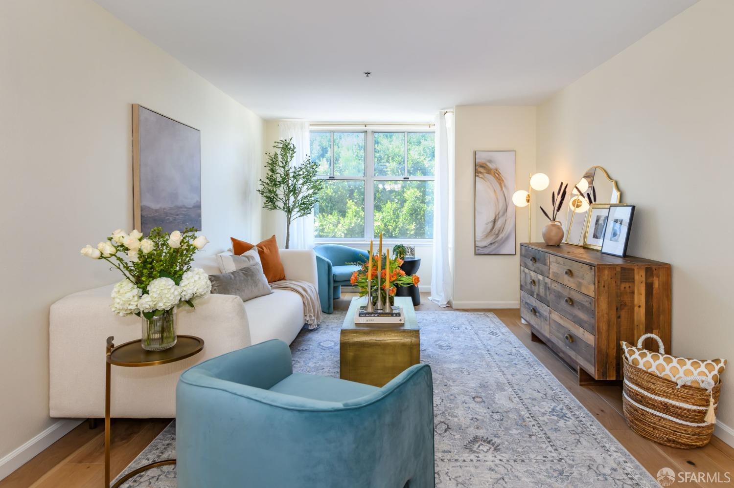 2075 Sutter Street Unit: 319