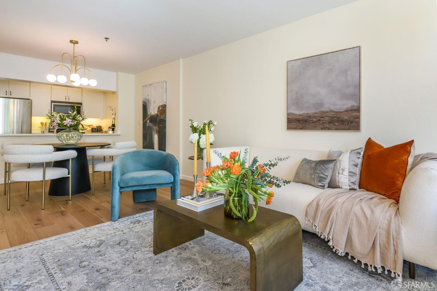 2075 Sutter Street Unit: 319