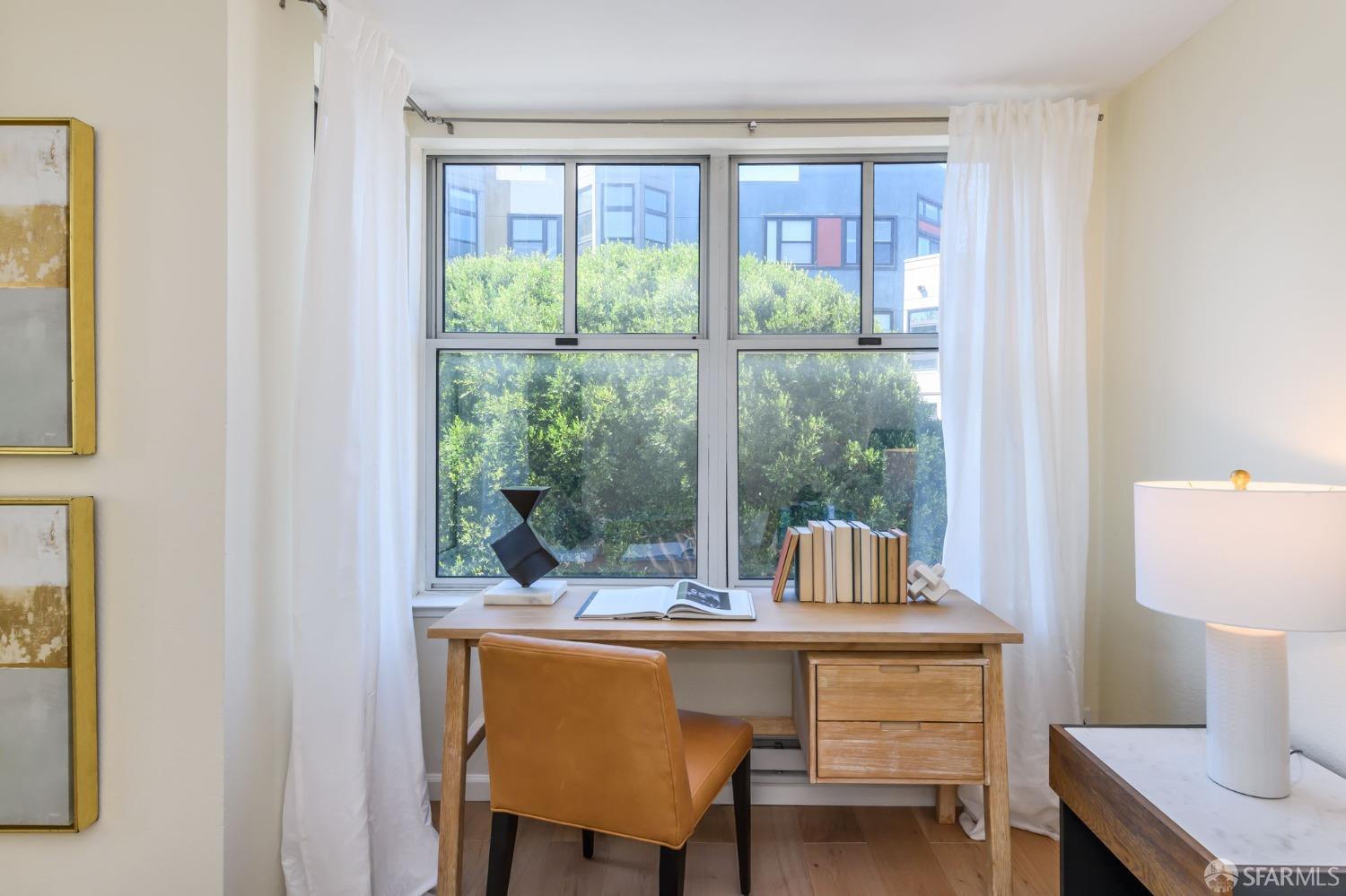 2075 Sutter Street Unit: 319