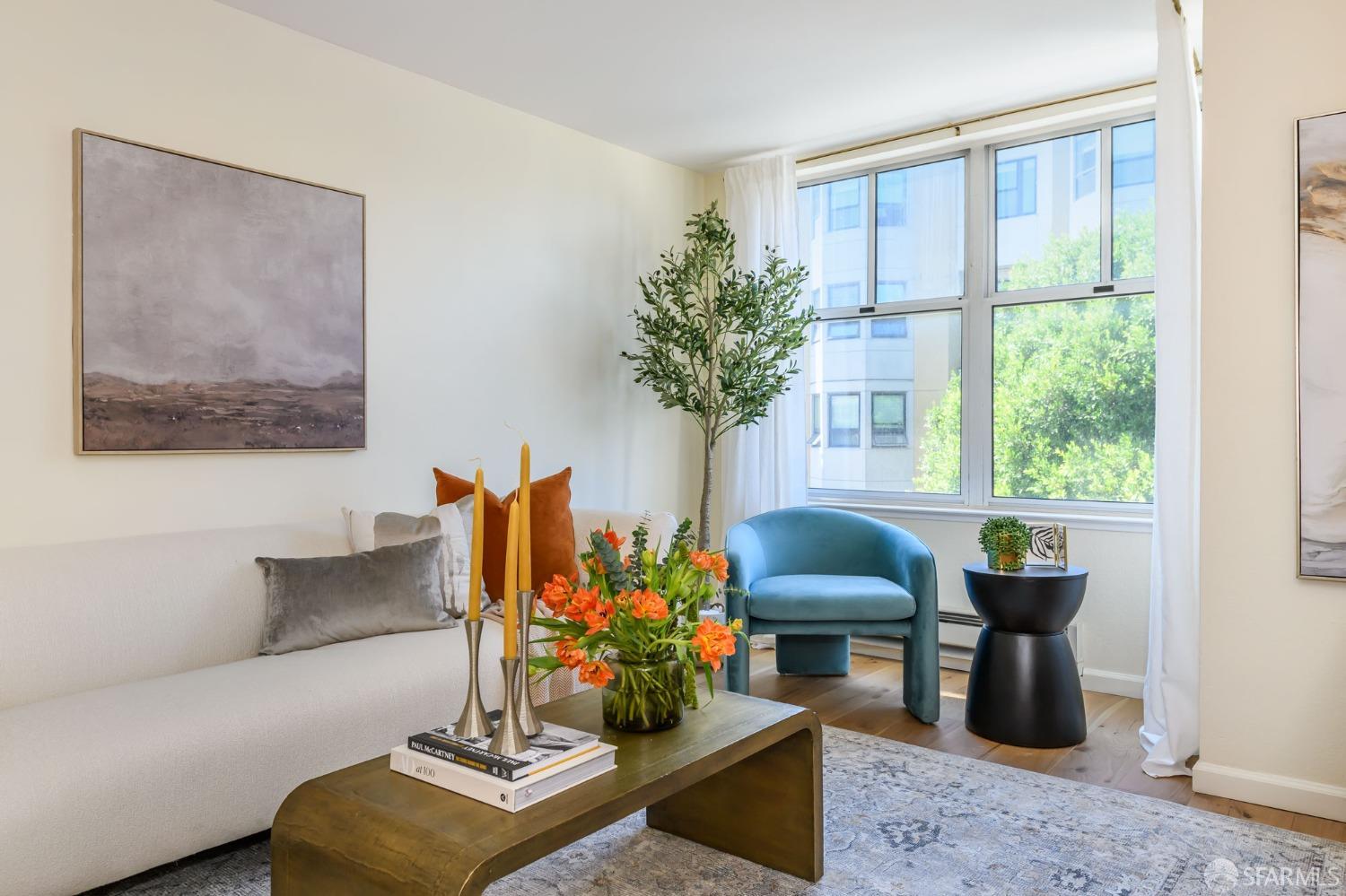 2075 Sutter Street Unit: 319