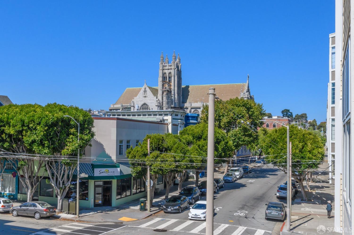 2075 Sutter Street Unit: 319