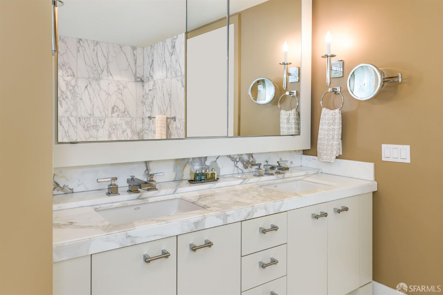 188 Minna Street Unit: 33E