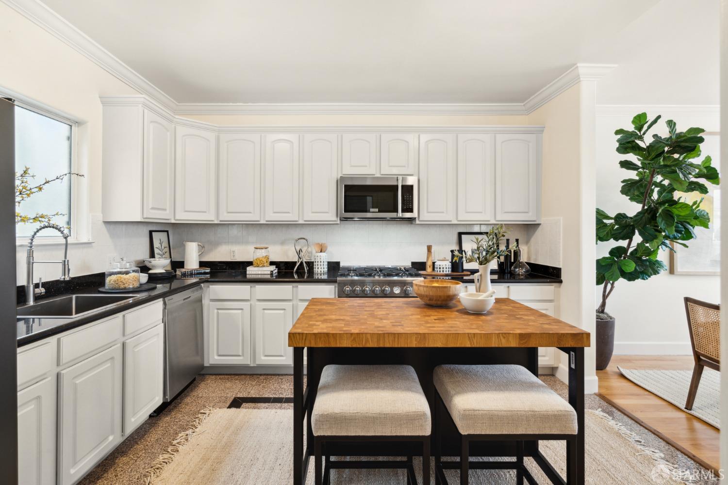 453 26th Avenue Unit: 453