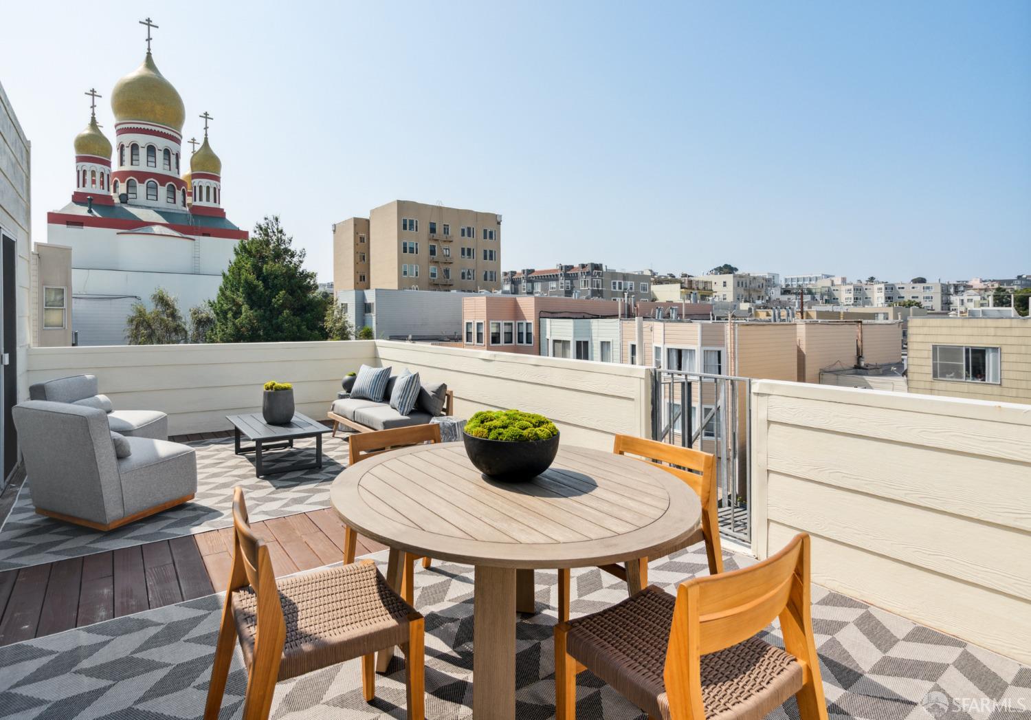 453 26th Avenue Unit: 453
