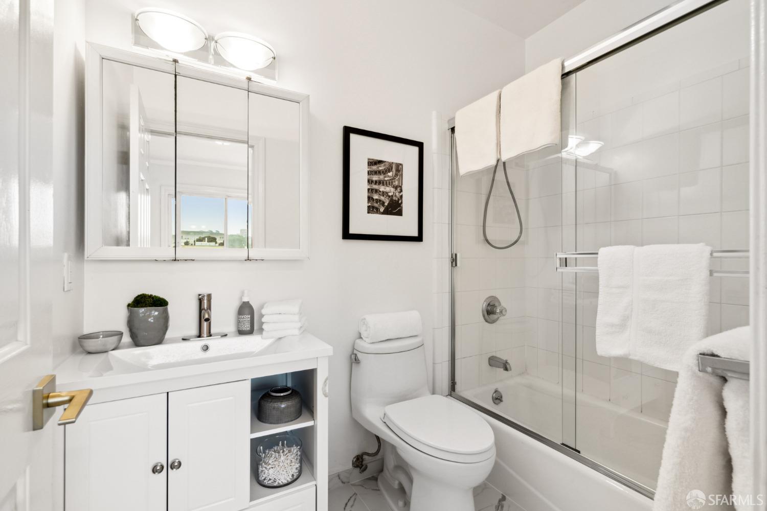 453 26th Avenue Unit: 453