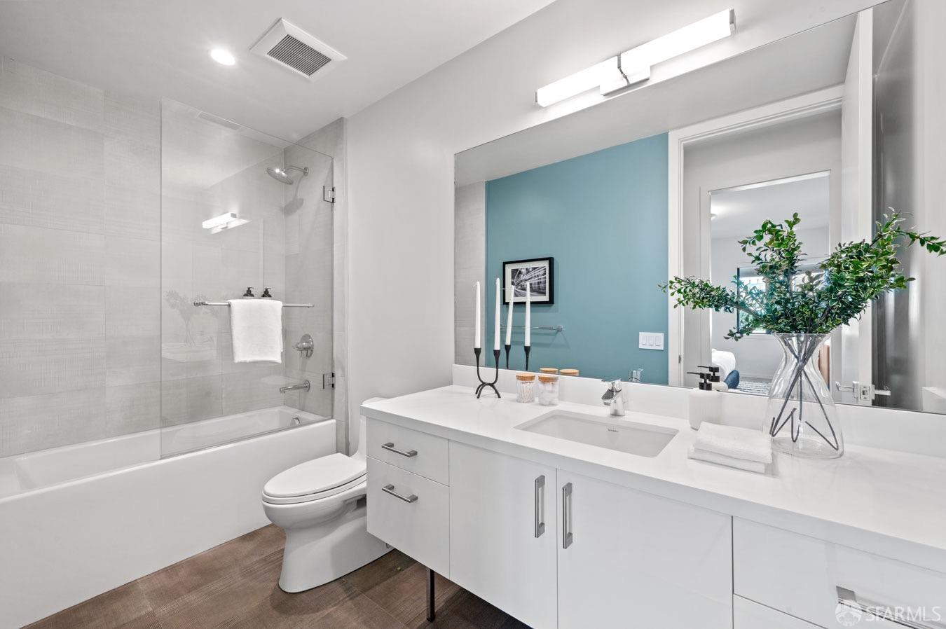 140 Pennsylvania Avenue Unit: 202