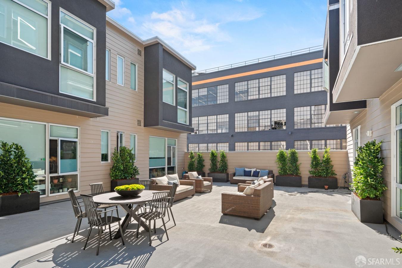 140 Pennsylvania Avenue Unit: 202