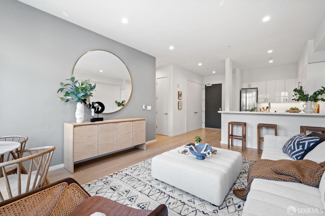 140 Pennsylvania Avenue Unit: 202