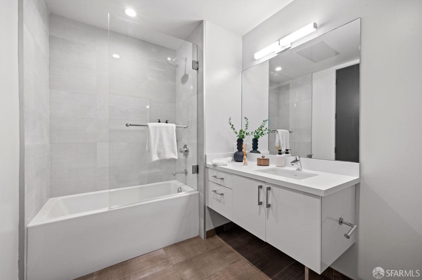 140 Pennsylvania Avenue Unit: 202