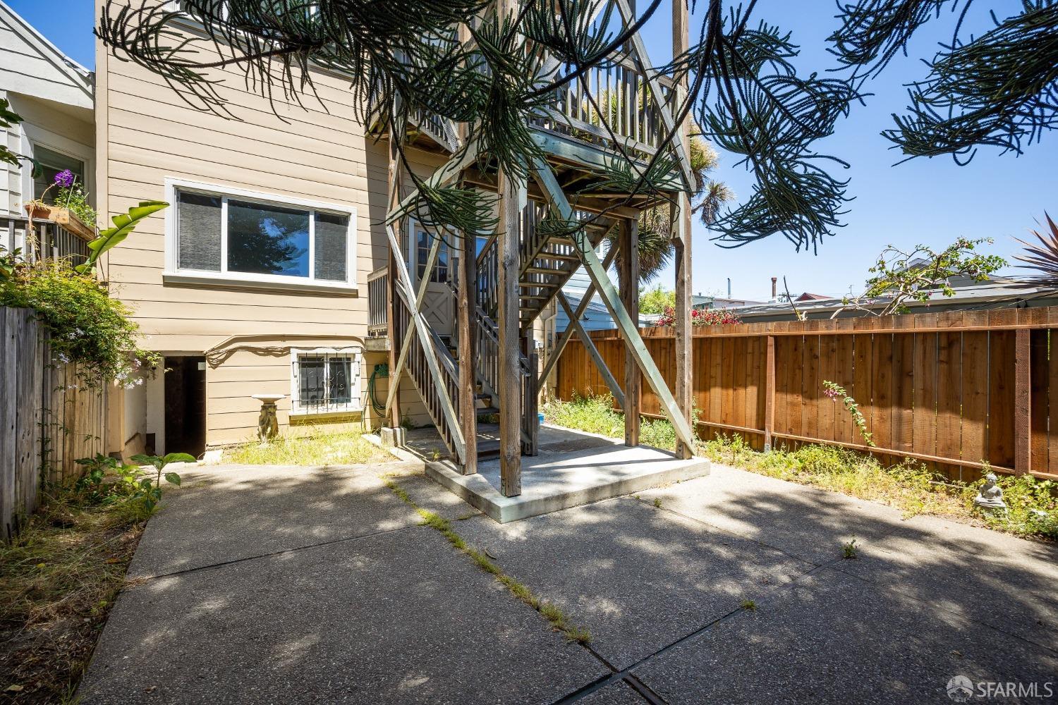 3823 17th Street