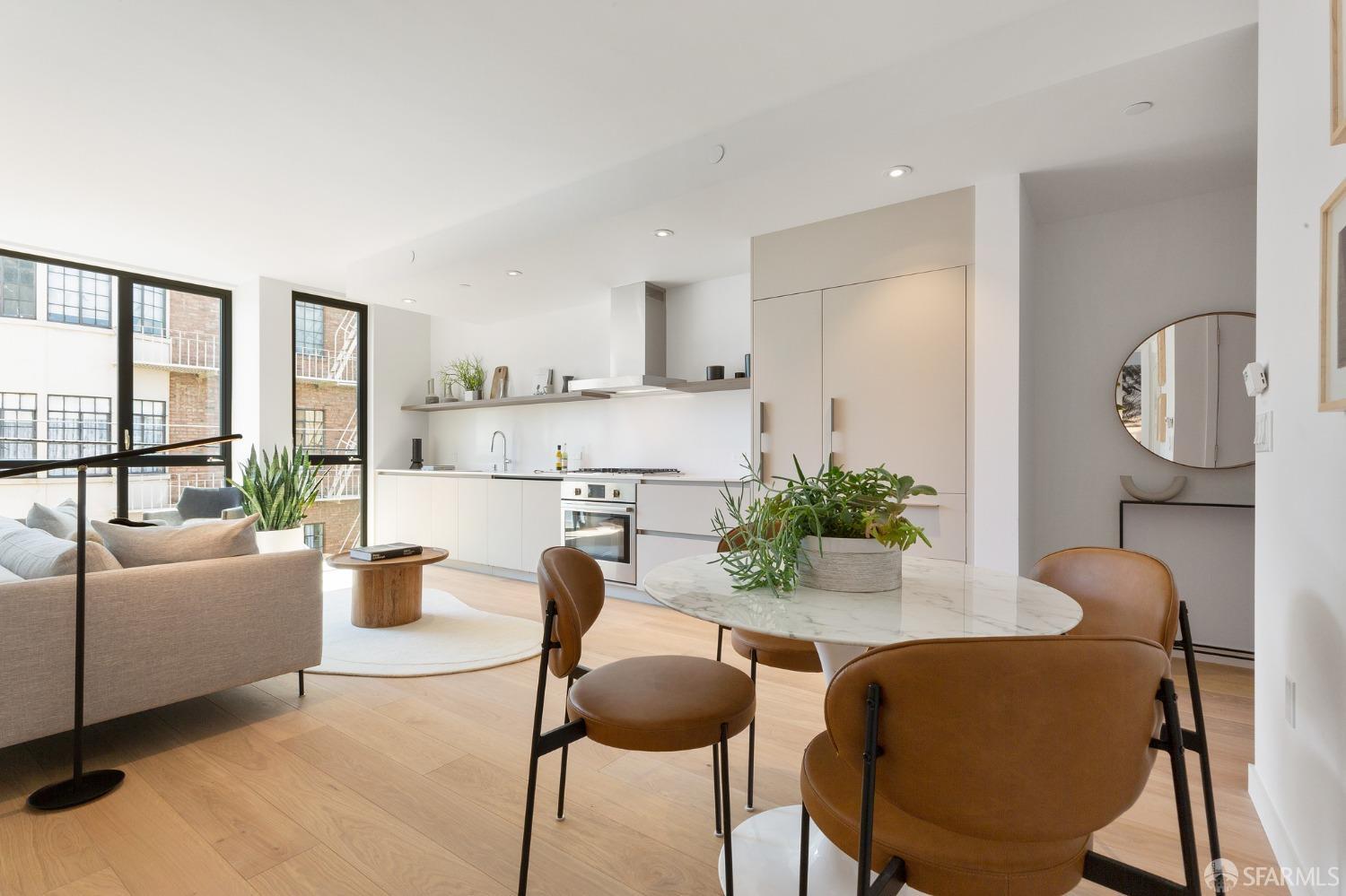 311 Grove Street Unit: 5