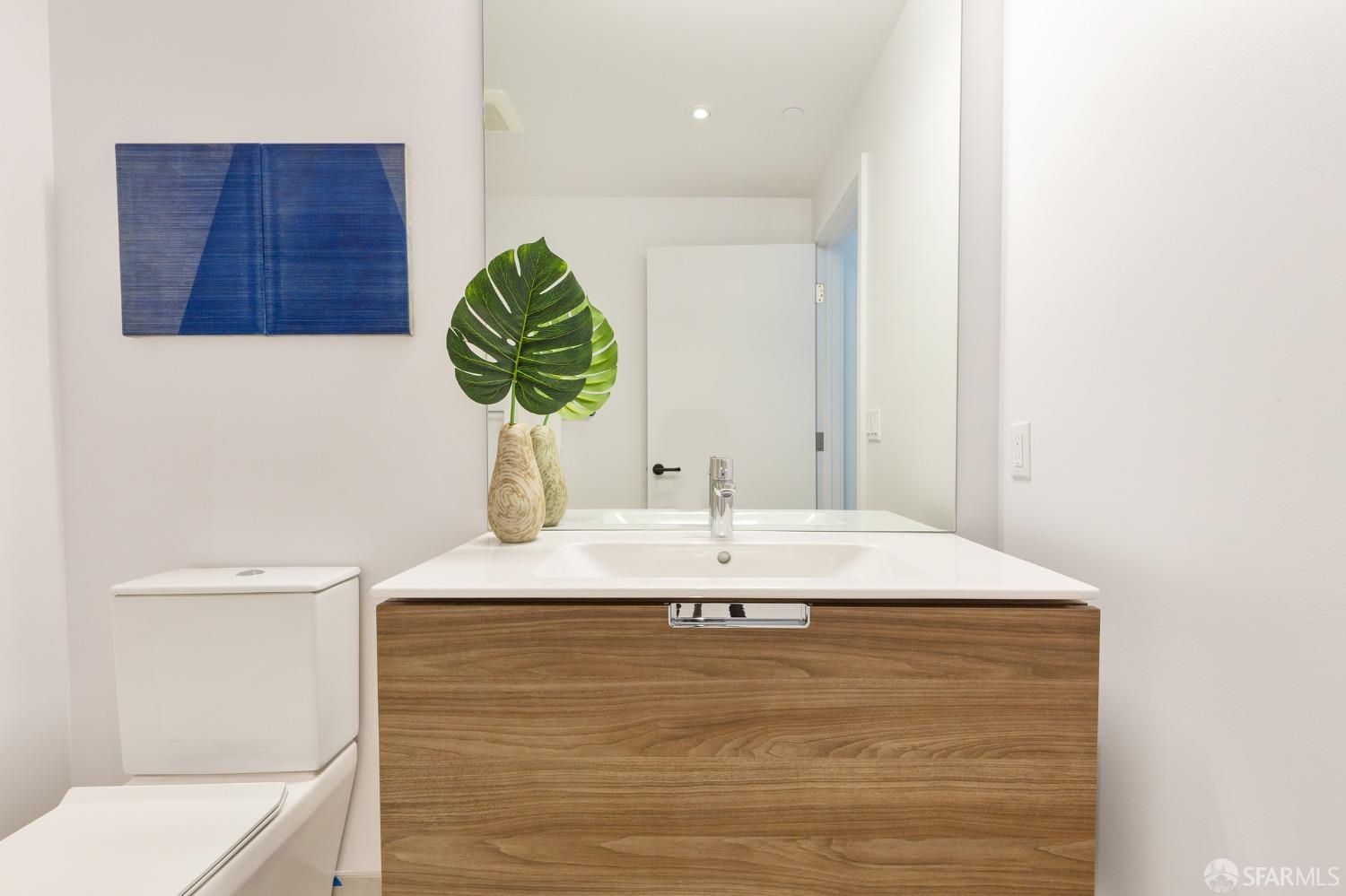 311 Grove Street Unit: 5