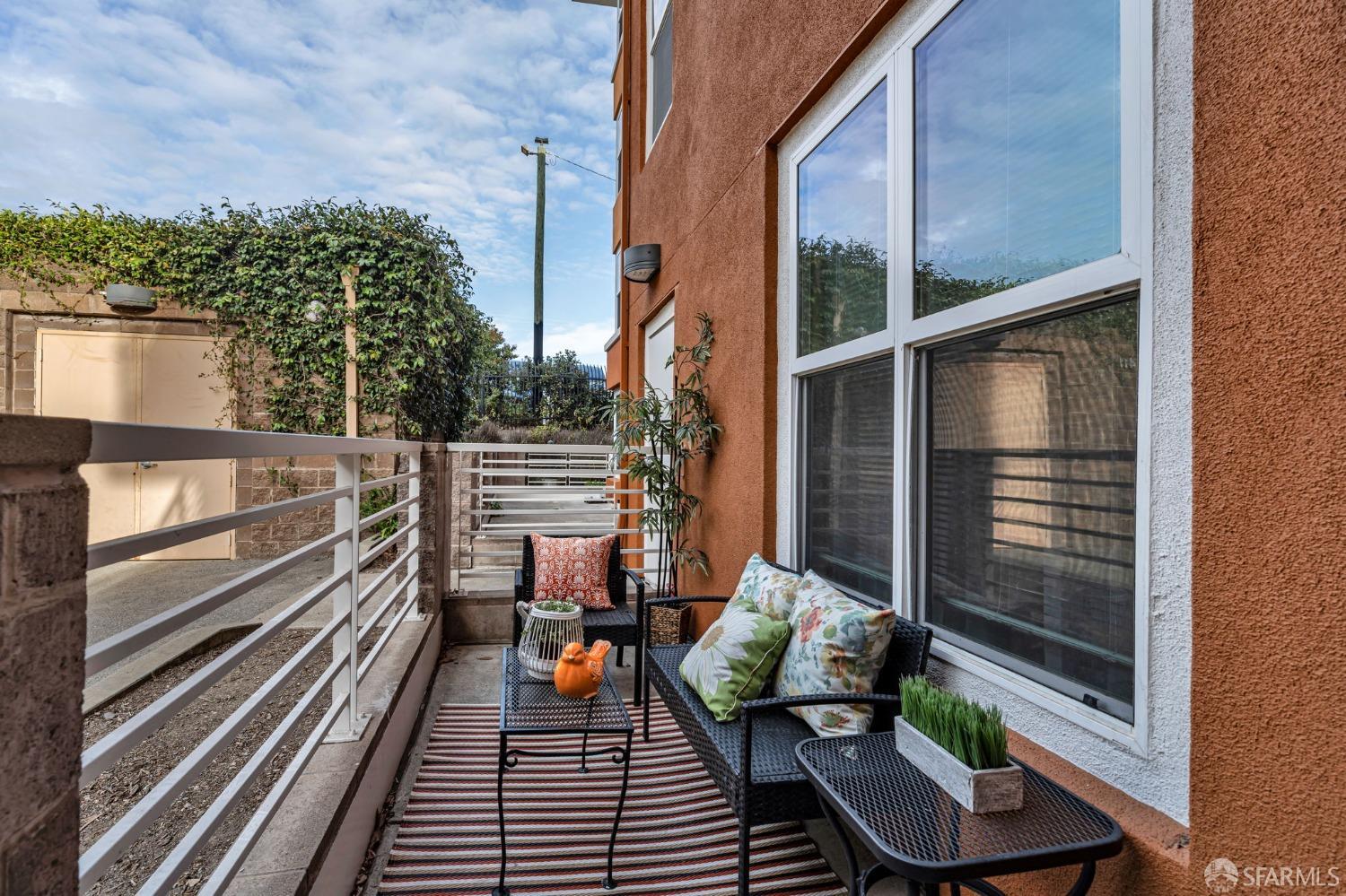 401 Crescent Court # 4104