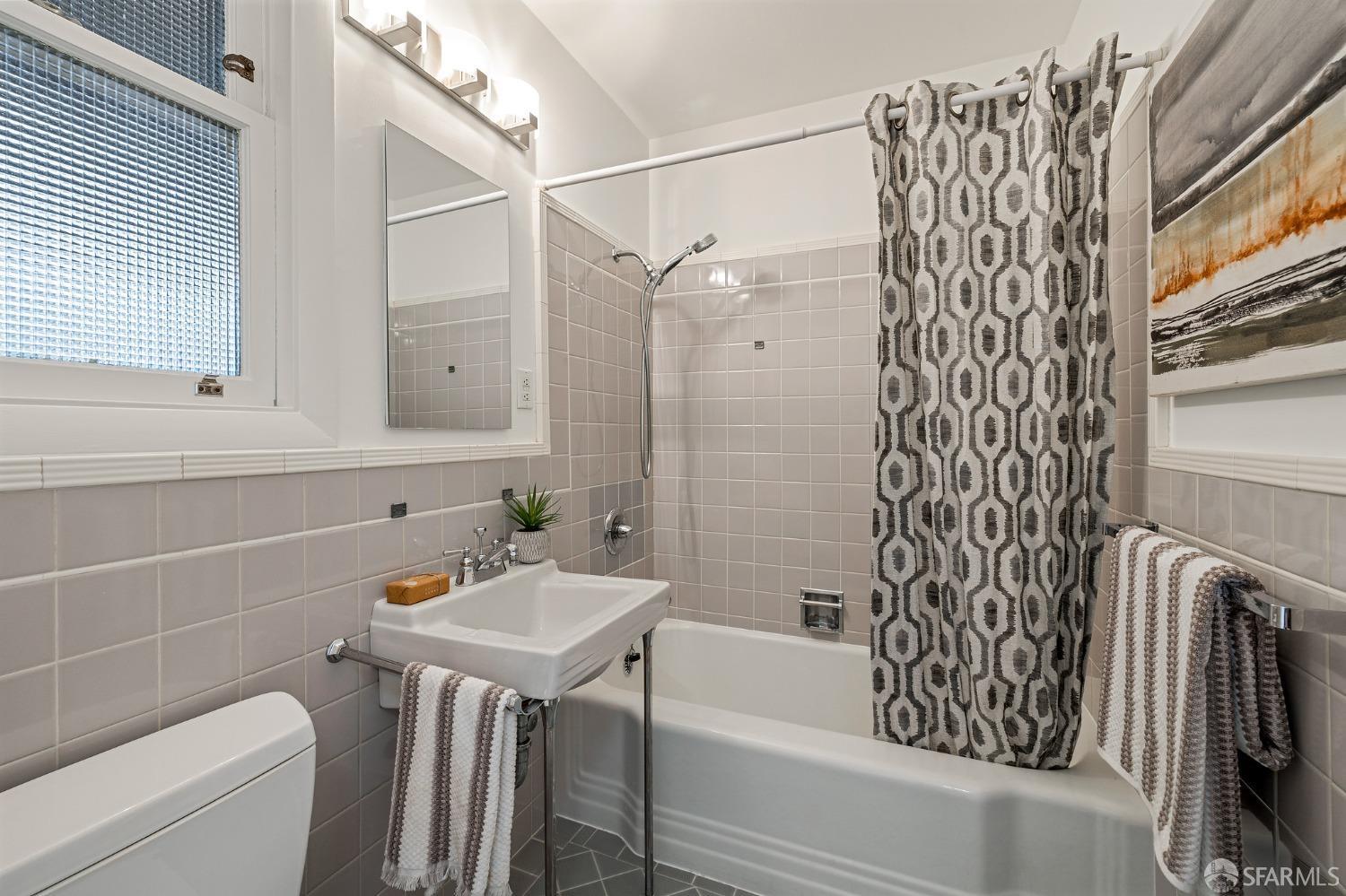 111 Buena Vista Terrace