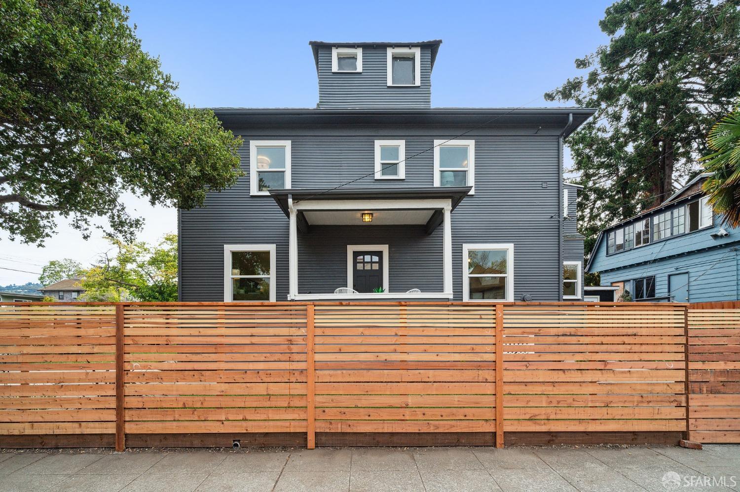 1800 Blake Street