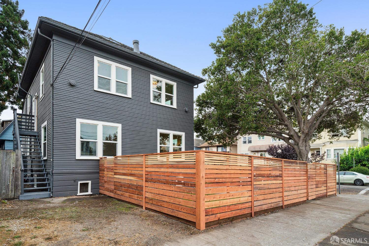 1800 Blake Street
