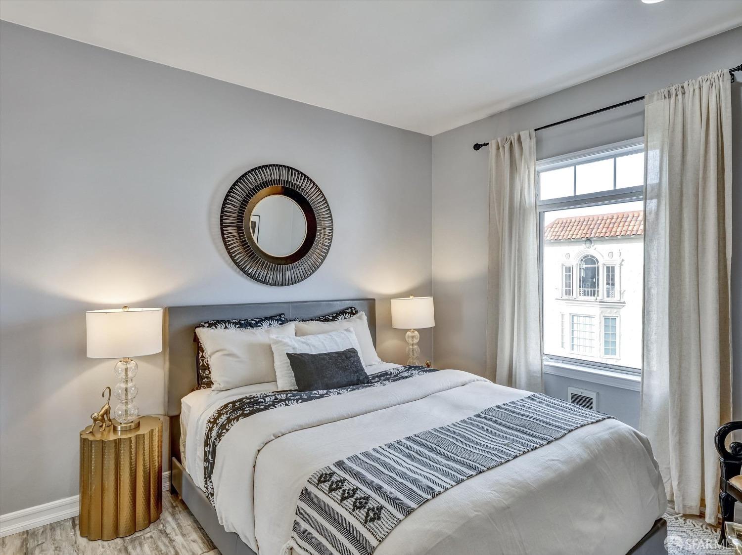 1921 Jefferson Street Unit: 305