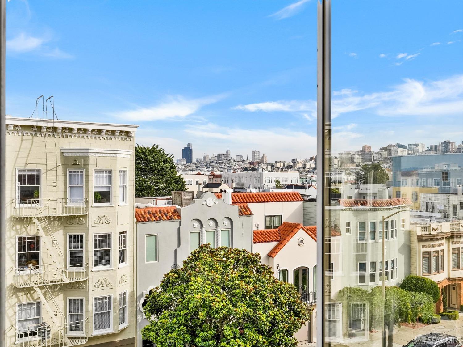 1921 Jefferson Street Unit: 305