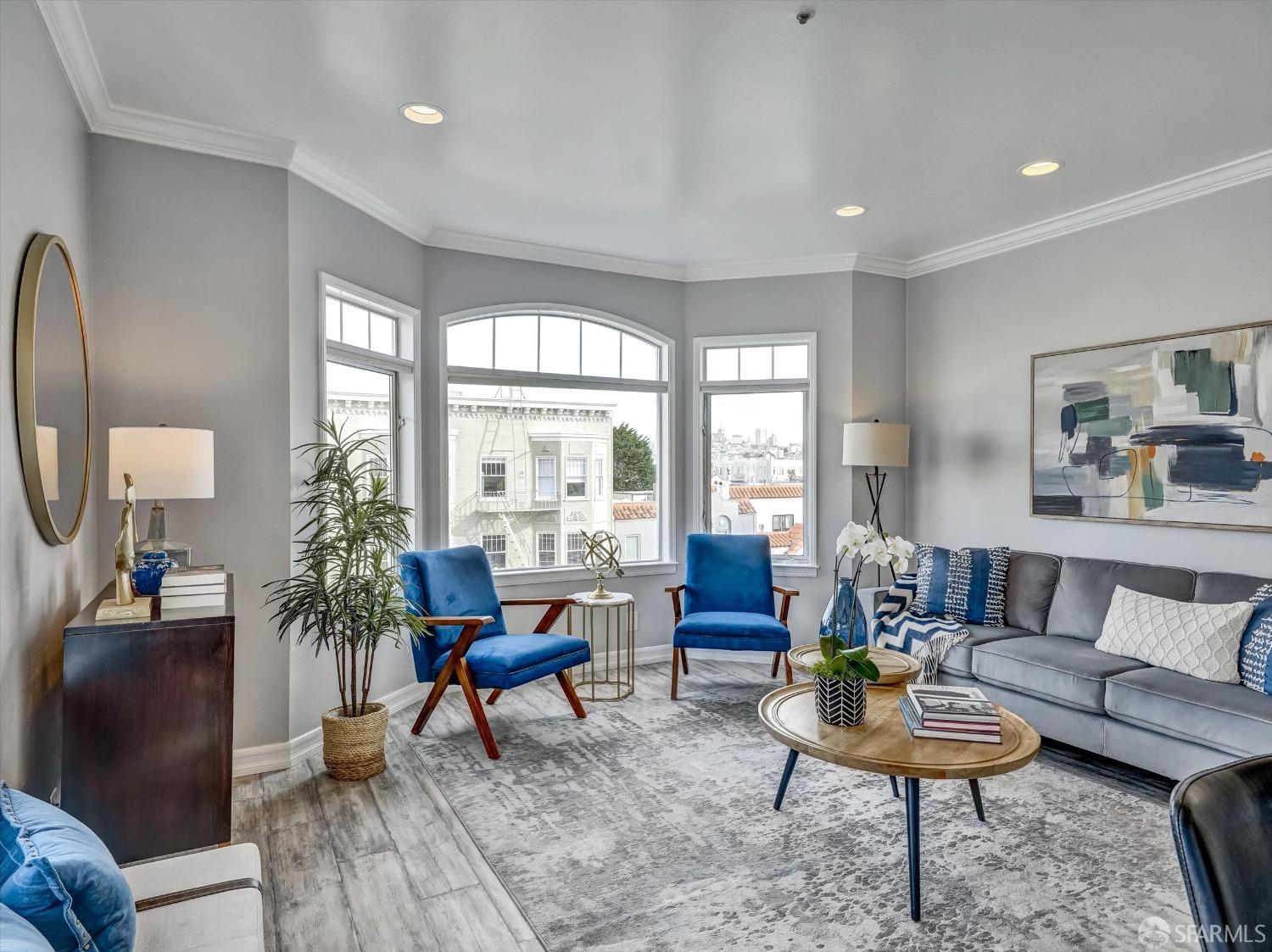1921 Jefferson Street Unit: 305