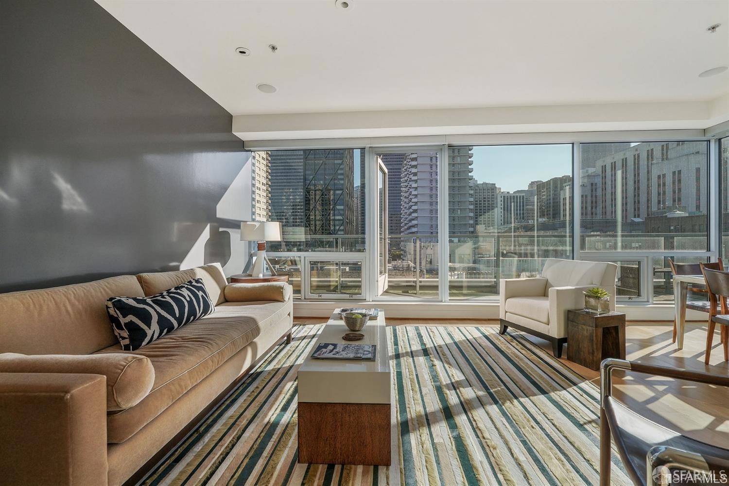 733 Front Street Unit: 605