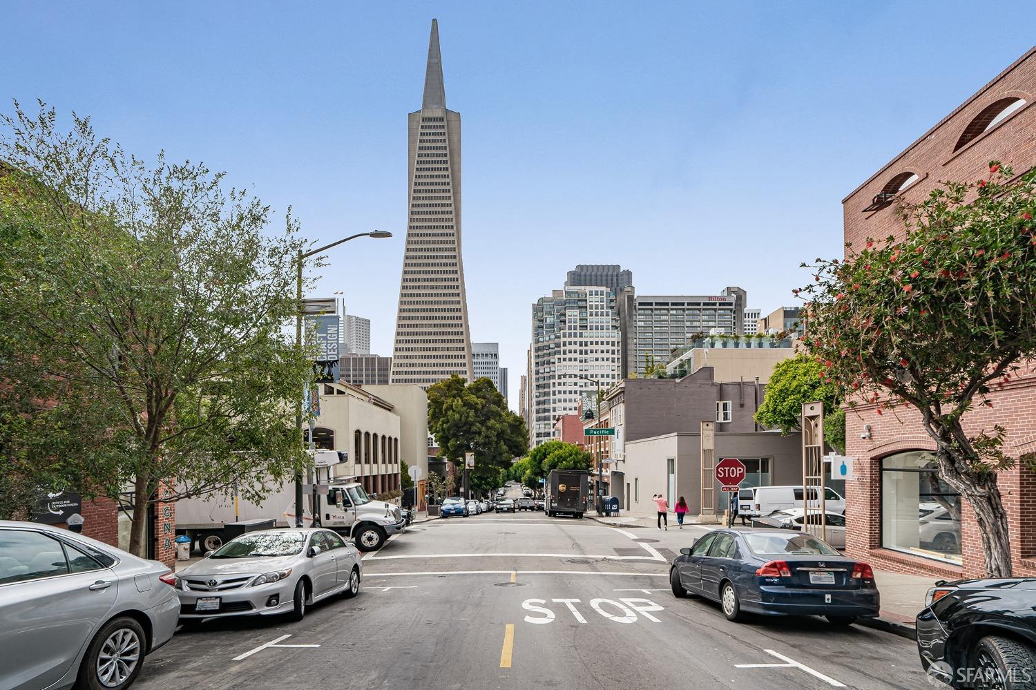 733 Front Street Unit: 605