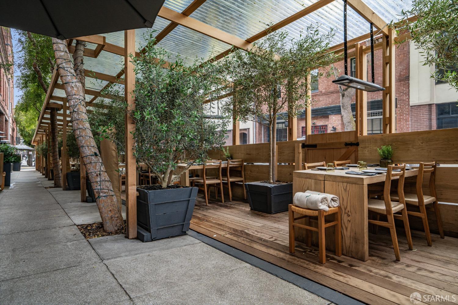 733 Front Street Unit: 605