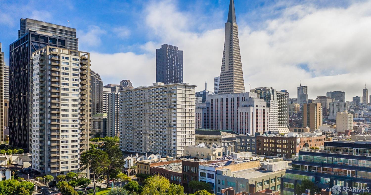 733 Front Street Unit: 605