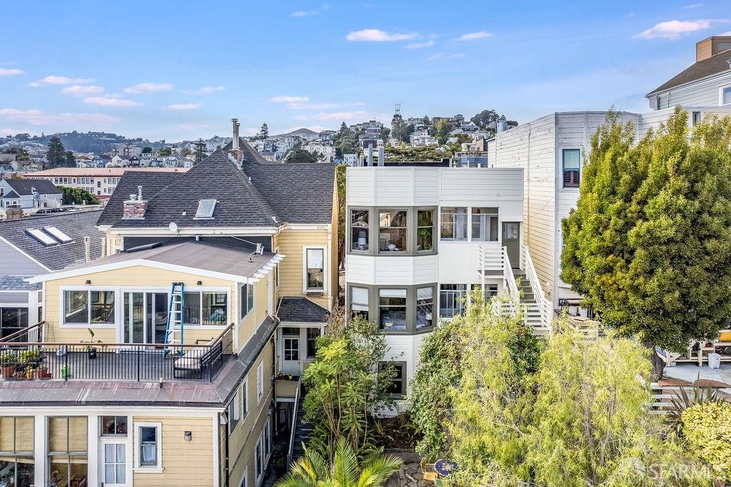 61 Fair Oaks Street