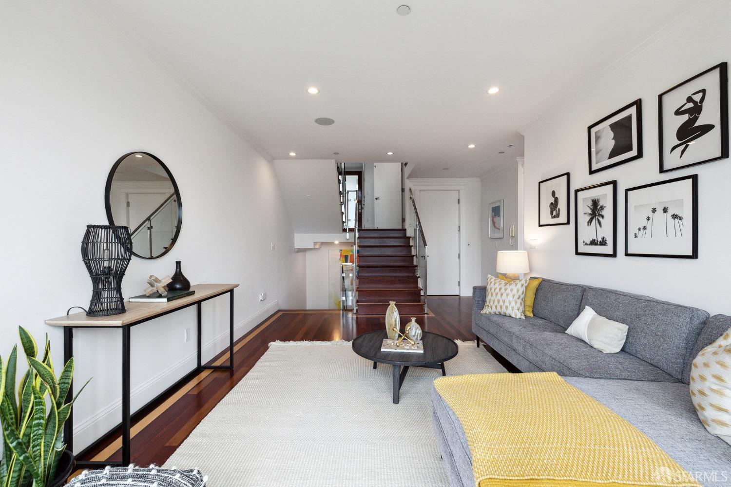 60 Clarendon Avenue