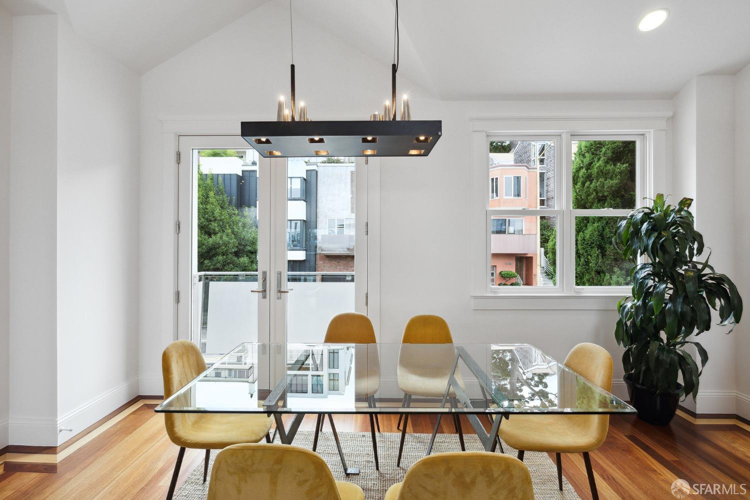60 Clarendon Avenue