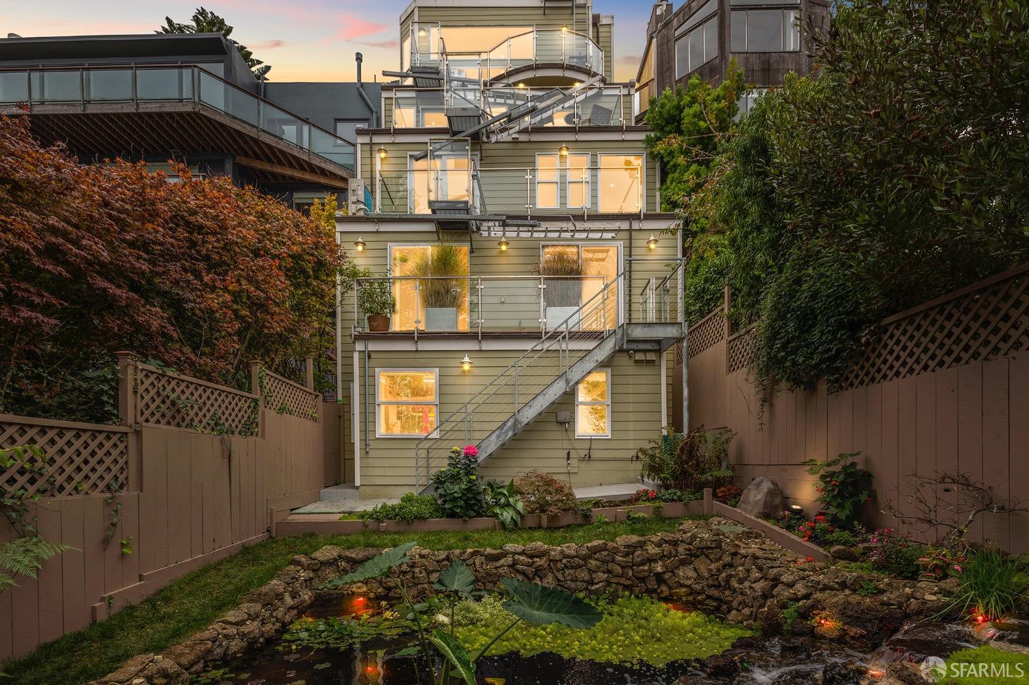 60 Clarendon Avenue