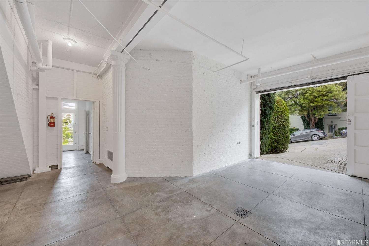 2000 Jackson Street