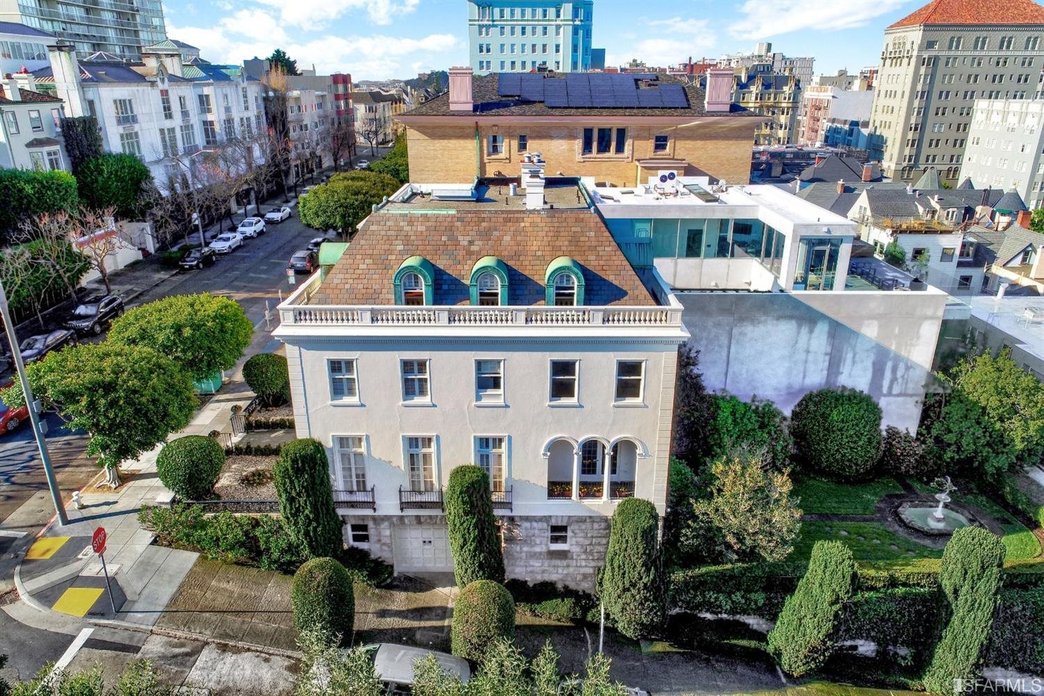 2000 Jackson Street
