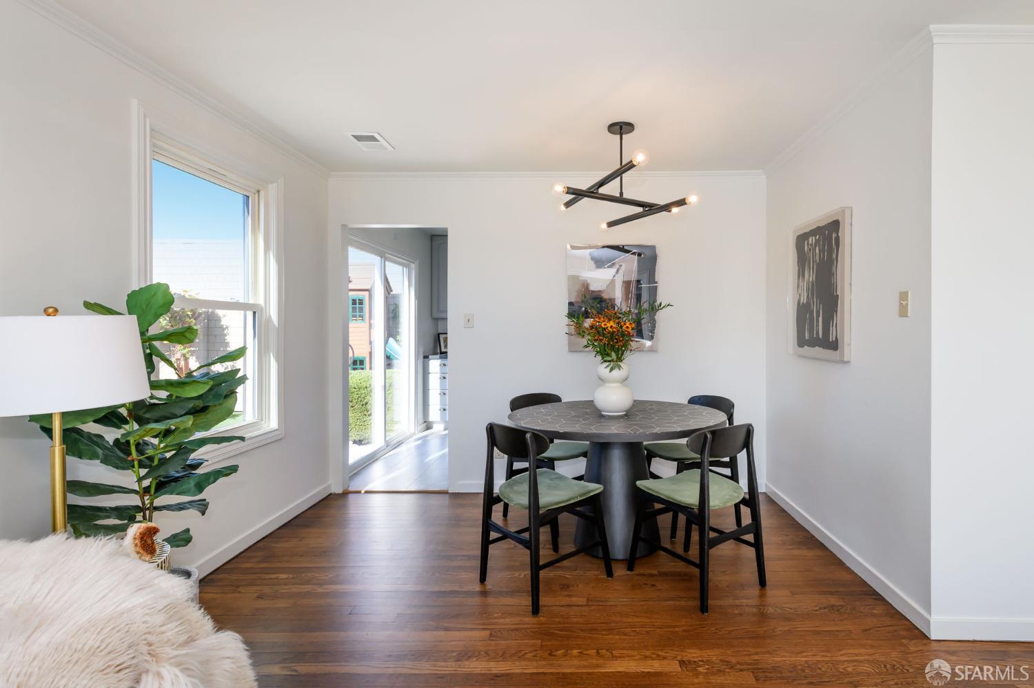 1400 Santa Lucia Avenue
