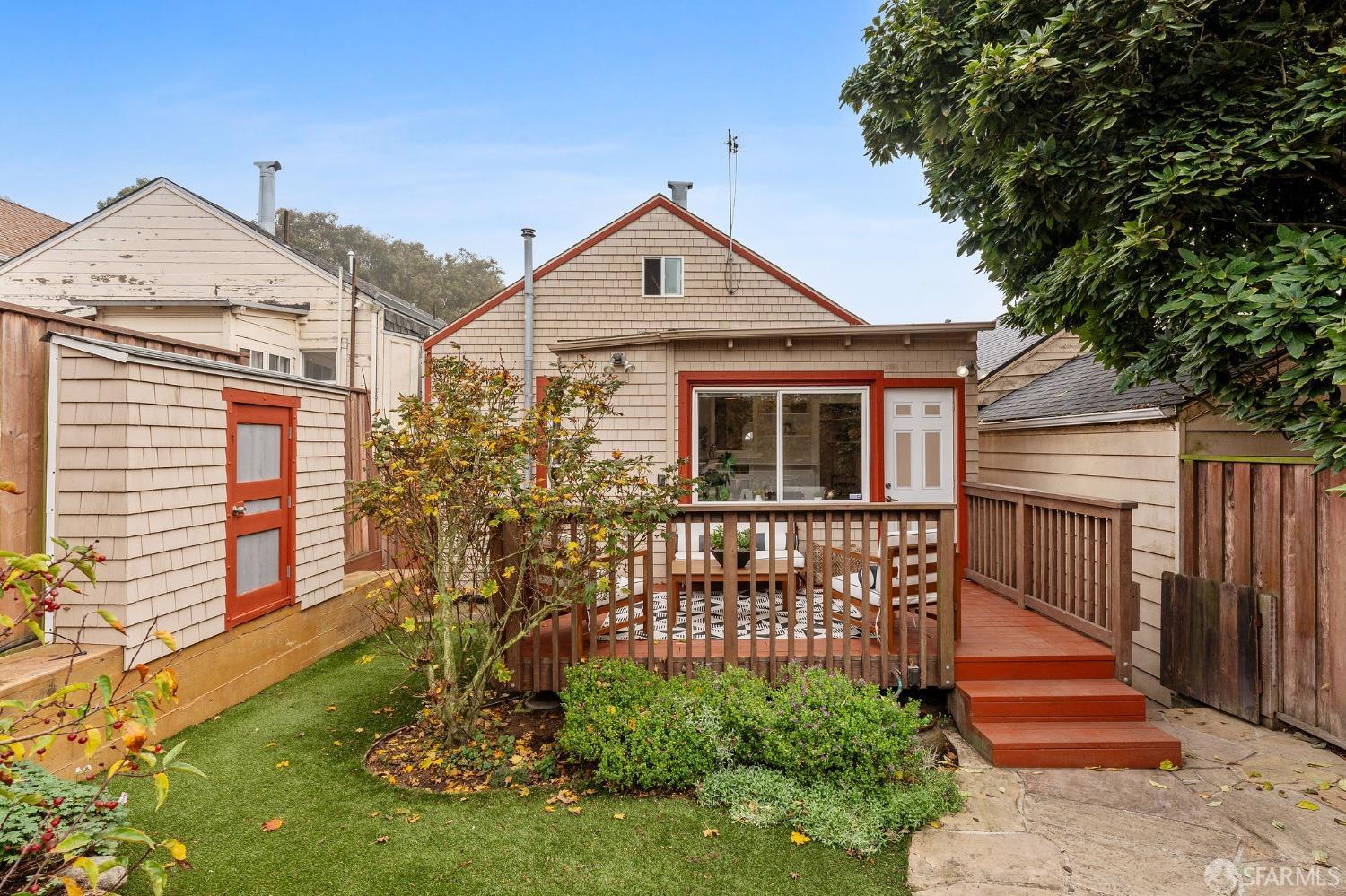 46 Caine Avenue