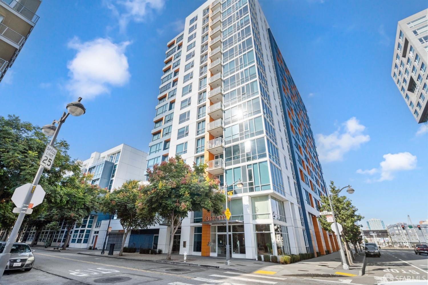 300 Berry Street Unit: 518