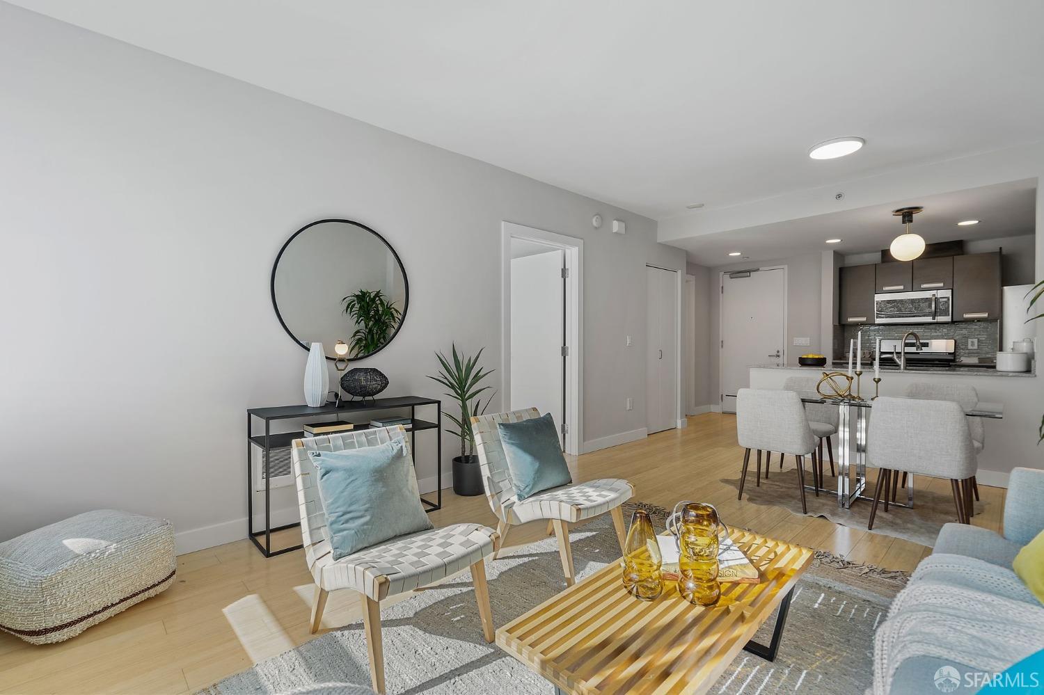 300 Berry Street Unit: 518