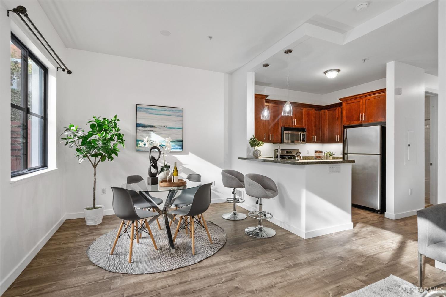 88 Townsend Street # 103