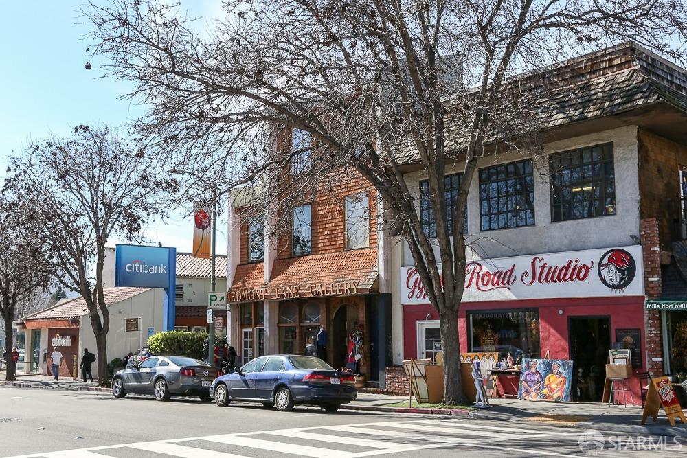 216 Orange Street
