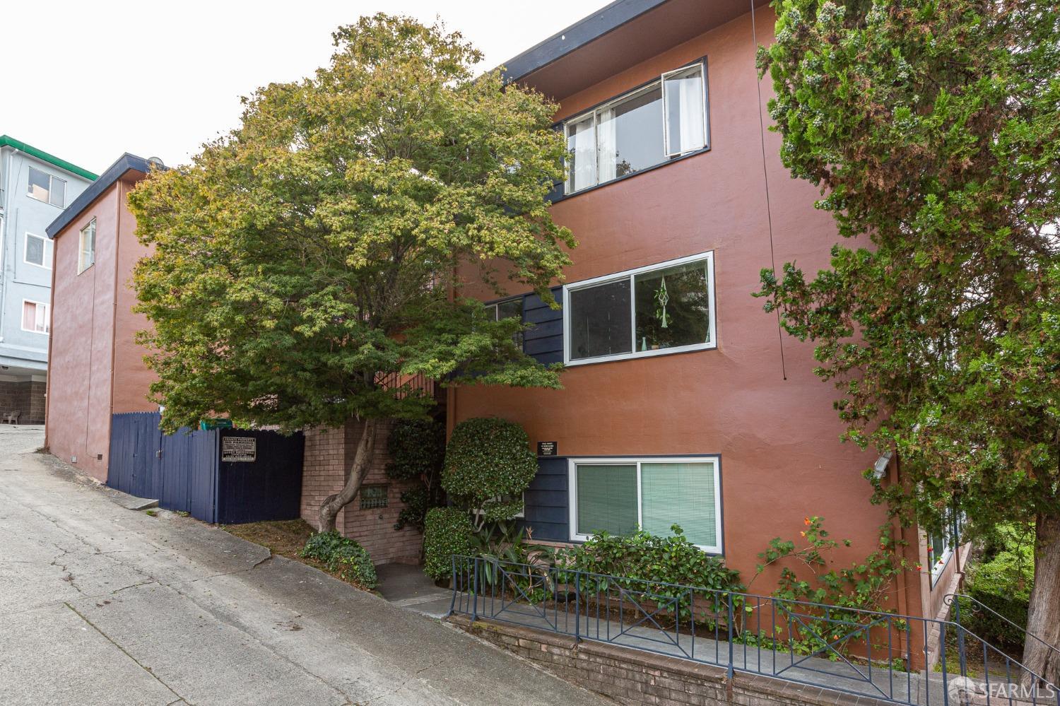 216 Orange Street
