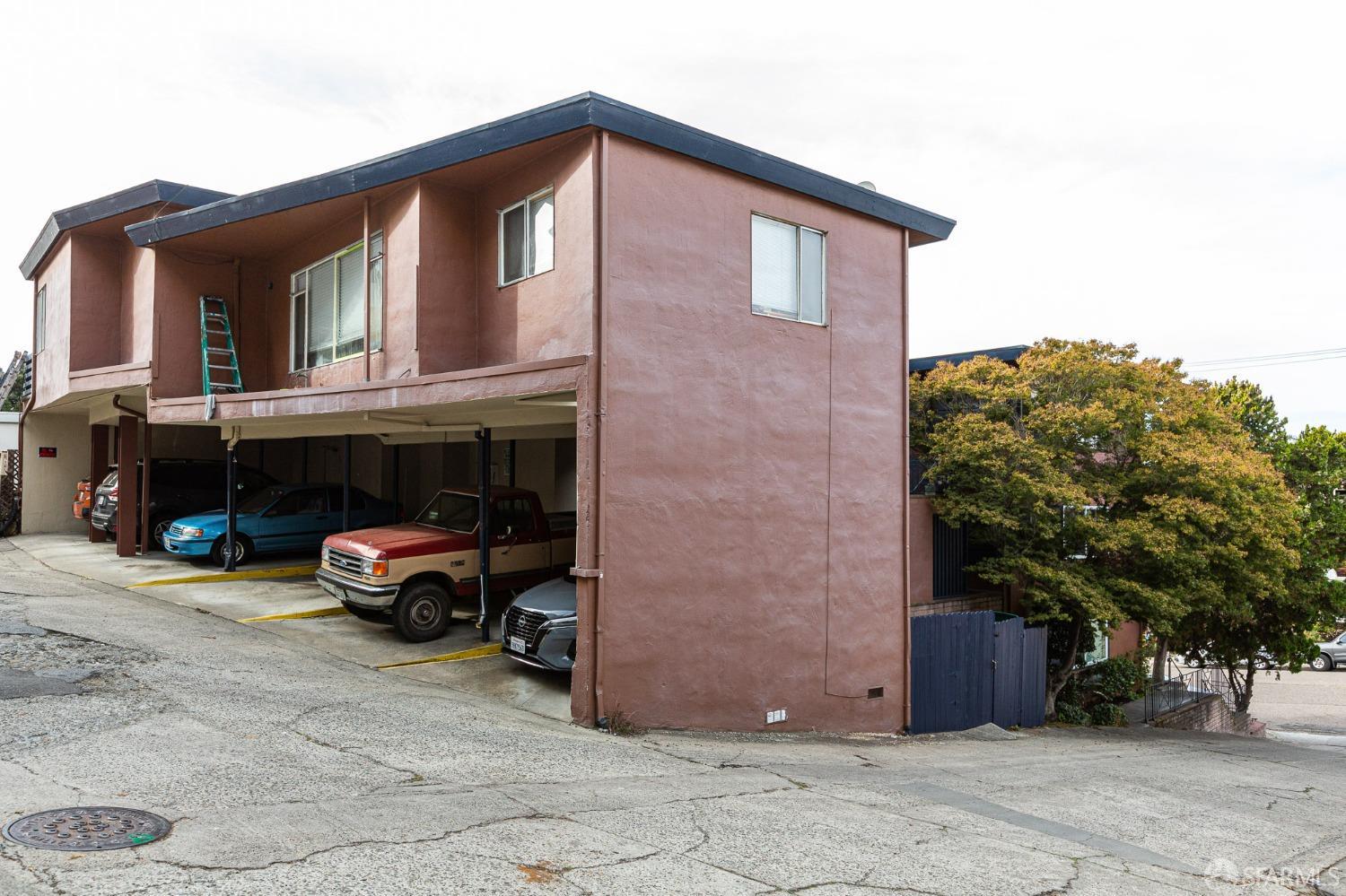 216 Orange Street