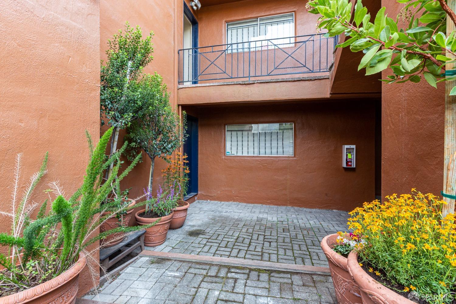 216 Orange Street